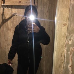 Meet your Posher, Ahlam